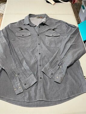 Howler Bros XL Gray Button-Up Shirt with Subtle Bird Embroidery